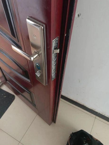防盗门换锁芯多少钱