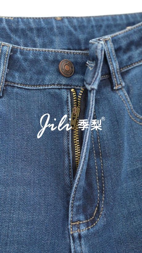 牛仔裤褪色怎么办？