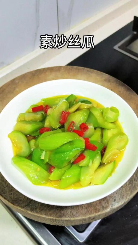 炒丝瓜的艺术：从挑选到烹饪
