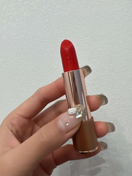 口红可以吃吗？
