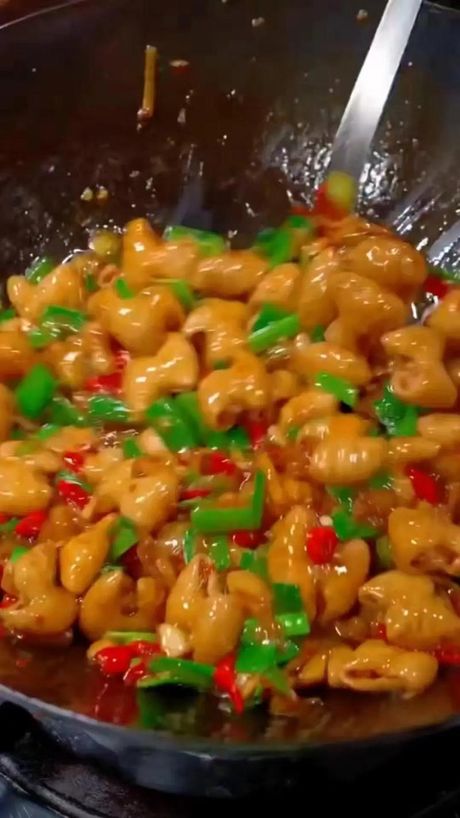 猪肠烹饪技巧：从清洗到美味