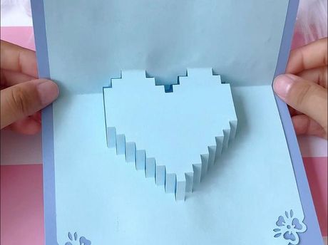 立体贺卡怎么做，立体贺卡的制作方法