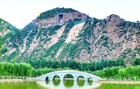 甘谷大象山：文化与自然景观的融合