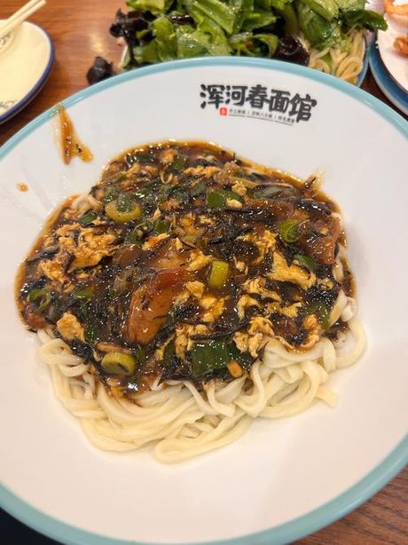 探索锅品面吧：传统与创新的面食体验