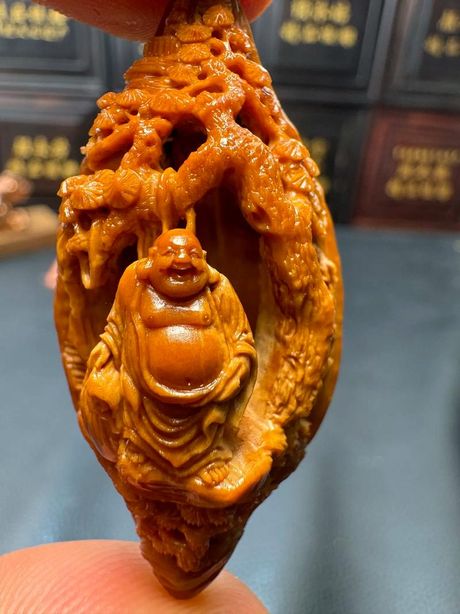 核雕盘玩的艺术