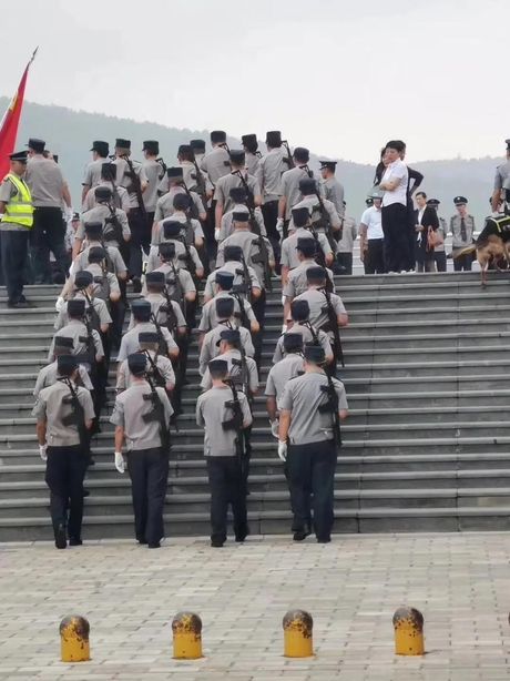 中安信业：中国领先的安保服务提供商