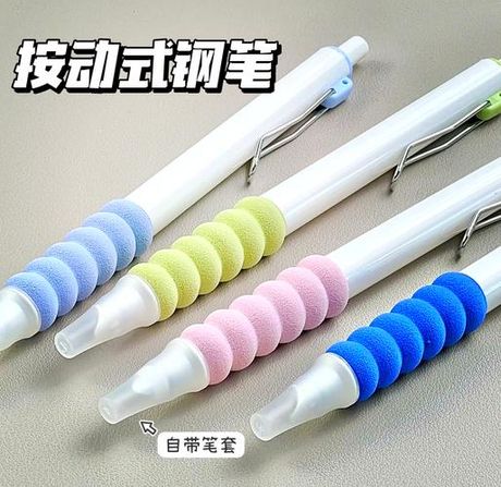 钢笔墨囊怎么使用，钢笔墨囊的使用方法