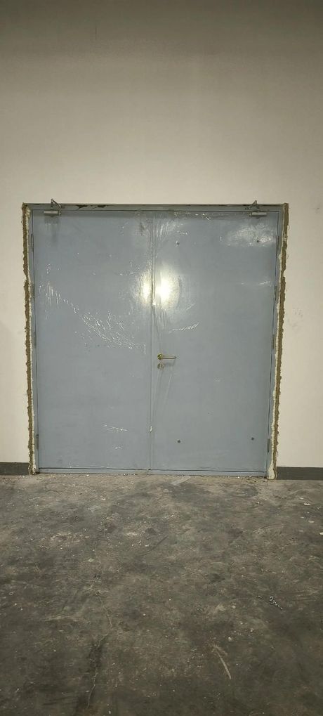 防盗门灌浆方法：提升家居安全的实用技巧