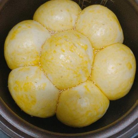 电饭煲做面包：简单又美味的烘焙之旅