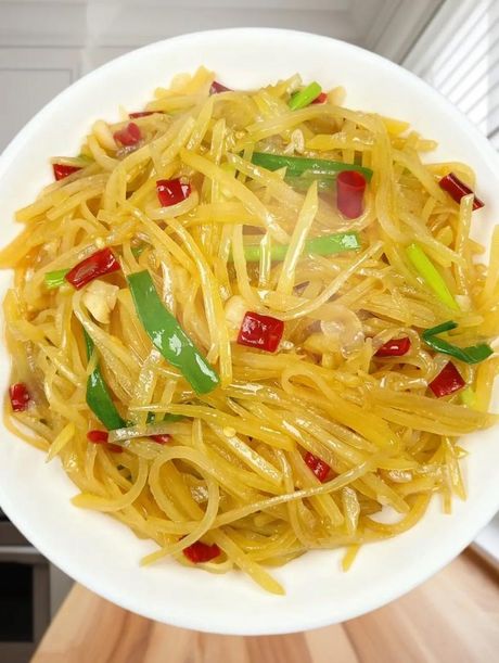 如何做出美味的土豆丝