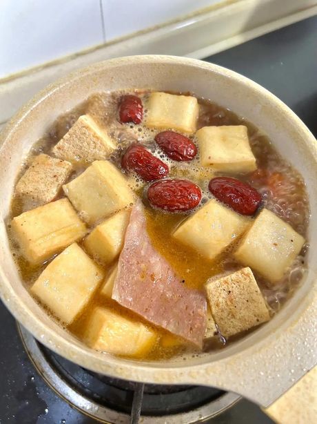 自制清汤火锅：温馨又健康的家庭美食