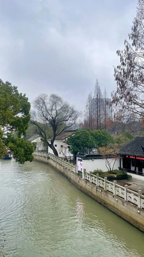 姑苏城外寒山寺姑苏指的是哪里，姑苏城外寒山寺