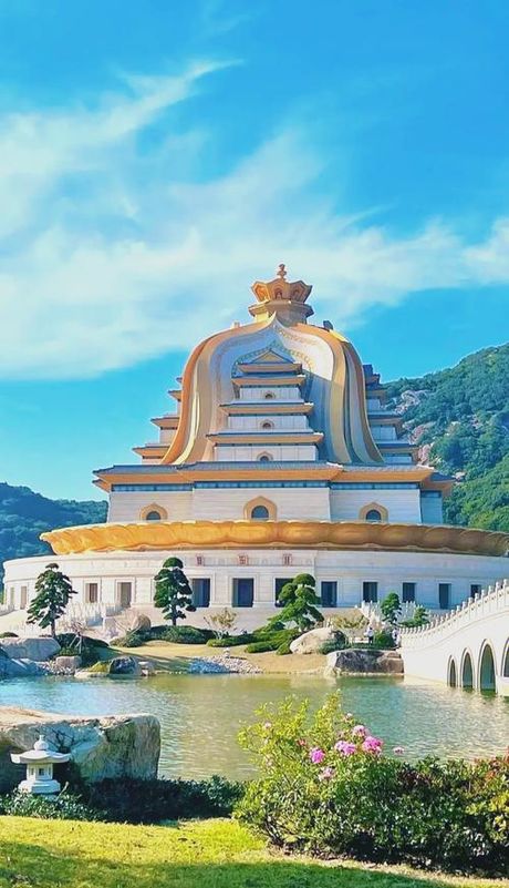 普陀山：神圣与美丽的结合