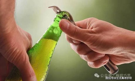 怎么用筷子开啤酒