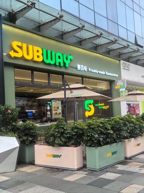 subway赛百味，赛百味在中国的变革与发展