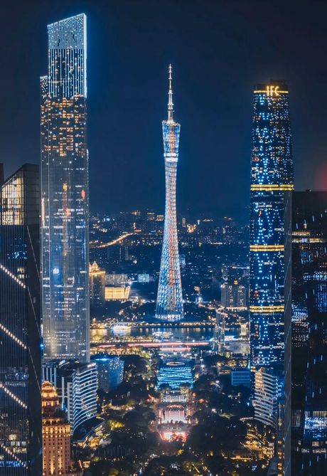 广州夜景：璀璨都市的夜间魅力