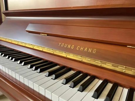 英昌钢琴：历史、品质与音乐魅力