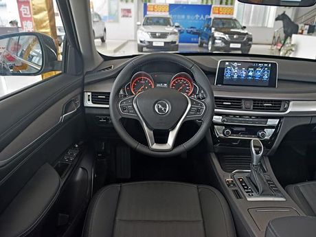 汉腾X7质量评测：外观、内饰、动力与安全性分析