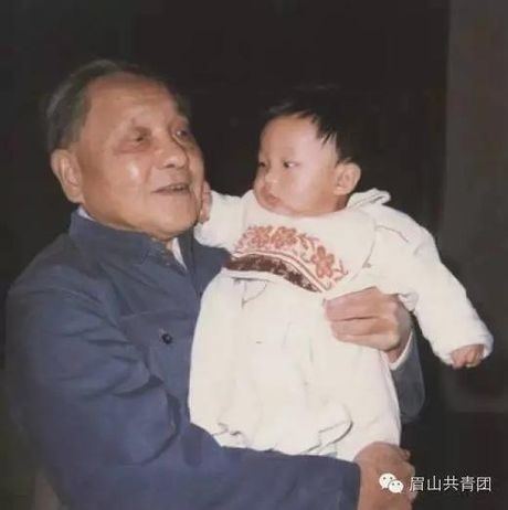 天伦之乐：家庭幸福的古老智慧