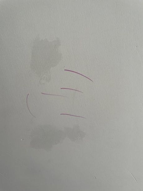 如何擦掉纸上的水彩笔痕迹