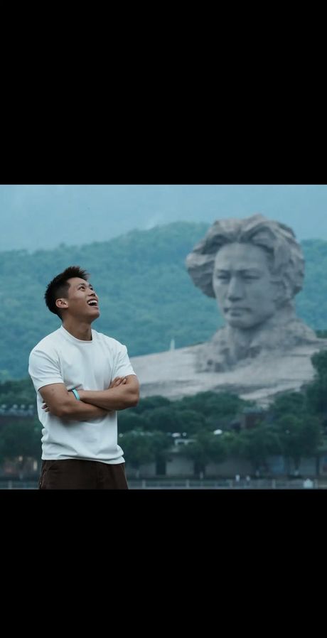 书生意气挥斥方遒：意气风发的才子形象