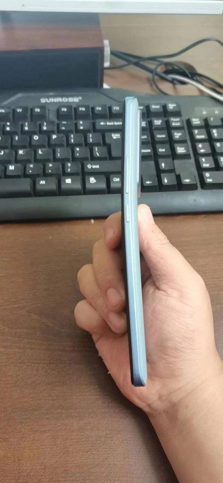 手机弯曲怎么恢复，手机弯曲恢复方法