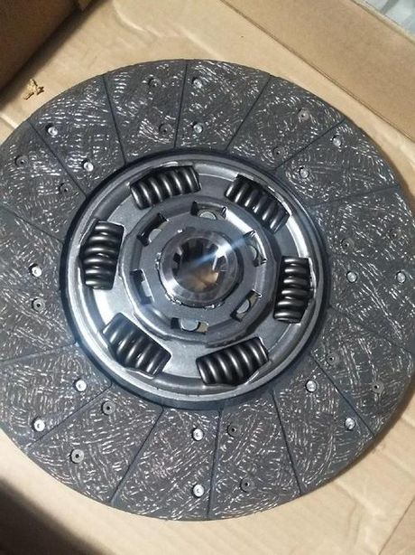 手动挡离合器片多少钱，手动挡离合器片价格
