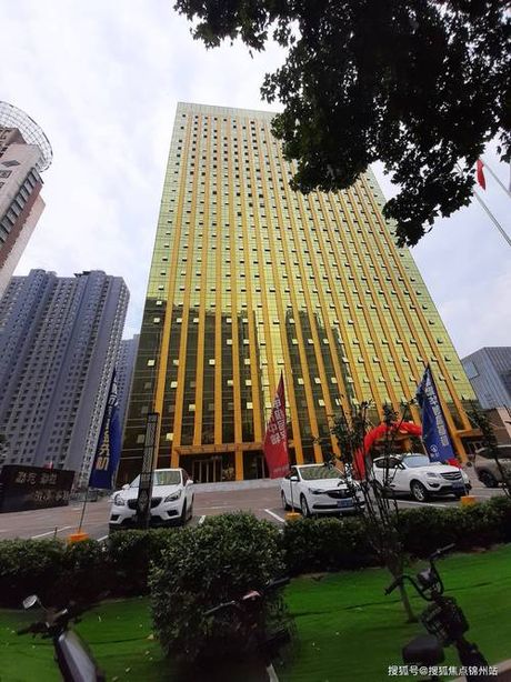 金港大厦：上海浦东新区的现代商业地标