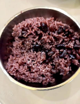 黑米饭怎么做，黑米饭的制作方法